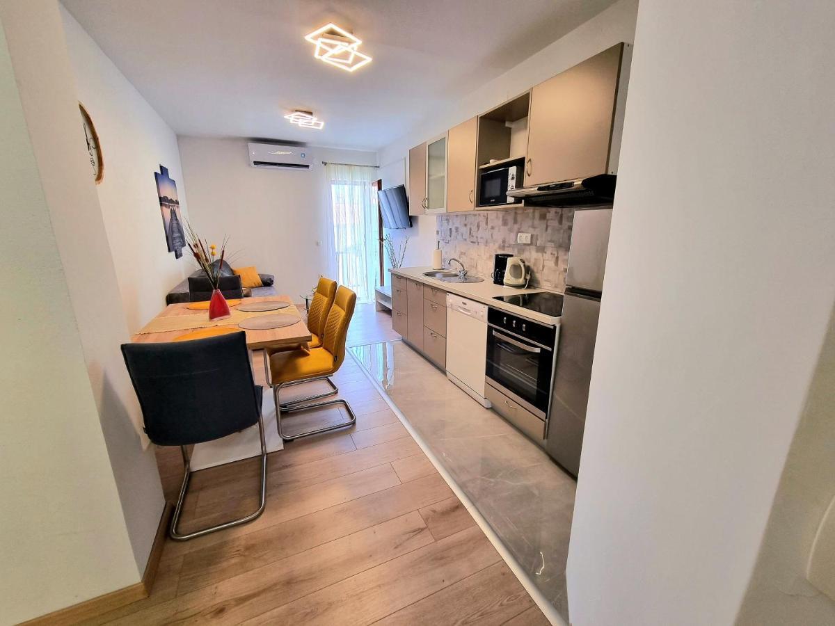 Julia Apartment Biograd Na Moru Exterior photo