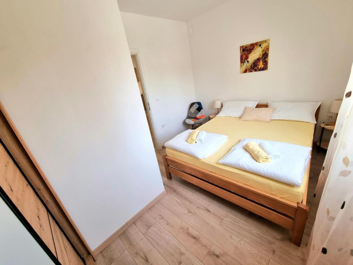 Julia Apartment Biograd Na Moru Exterior photo